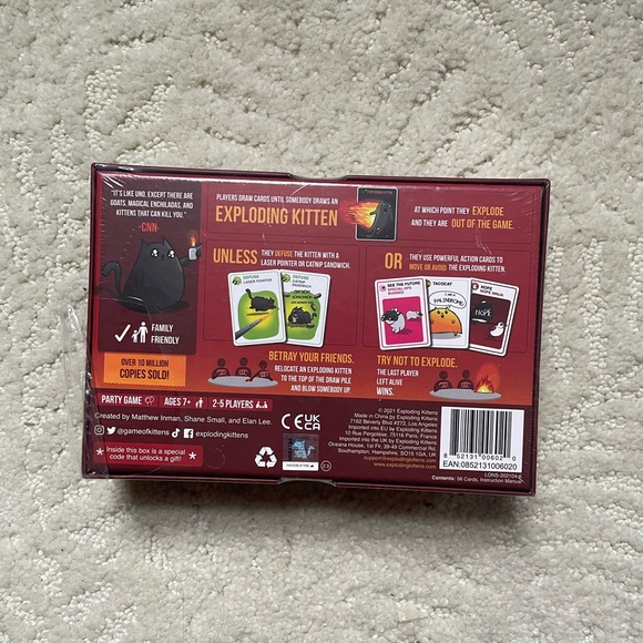 Exploding Kittens Original Edition - never opened - Picture 2 of 3